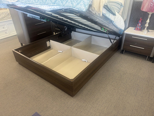 Capetown Gas Lift Bed with Feature Light