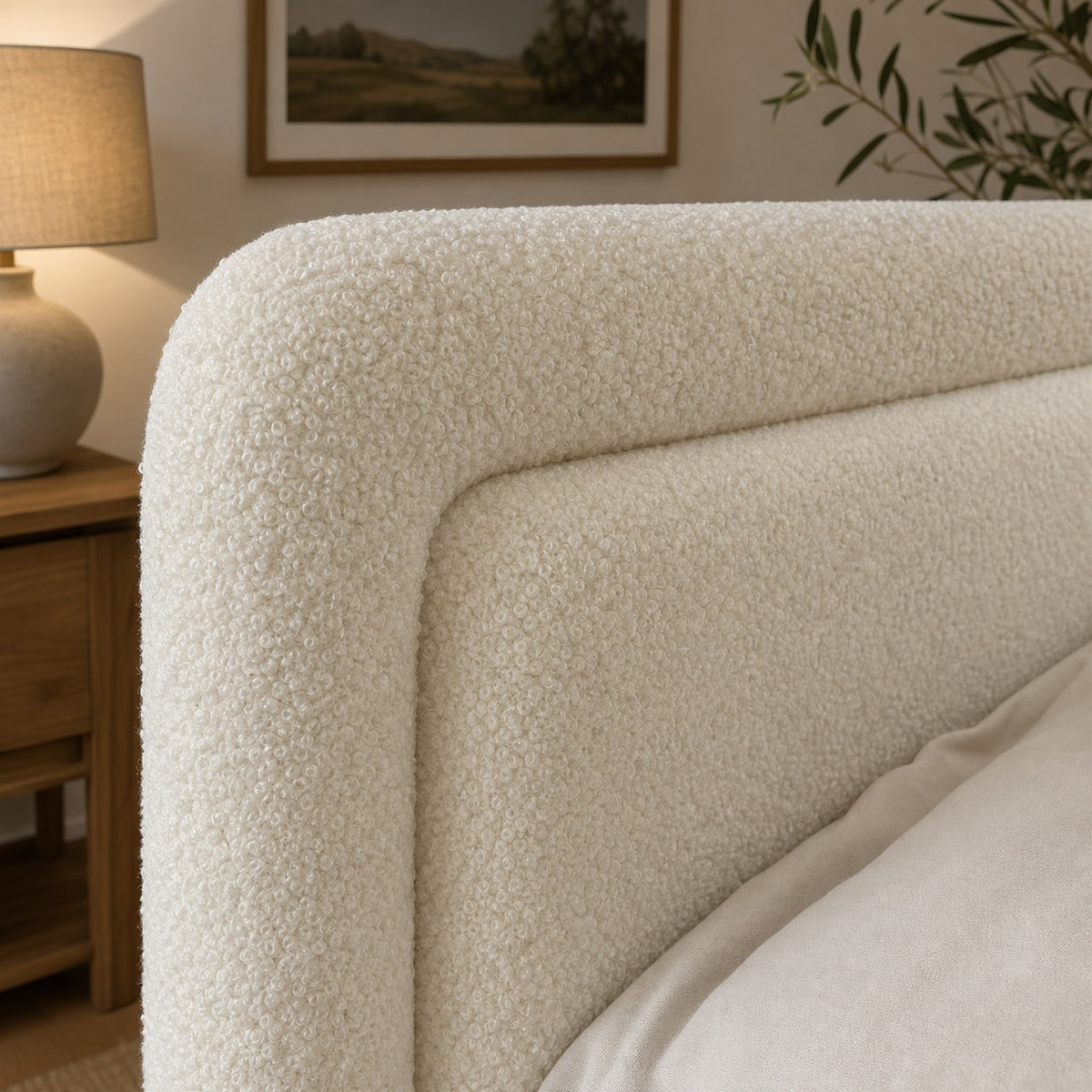 Lisbon Gas Lift Storage Bed
